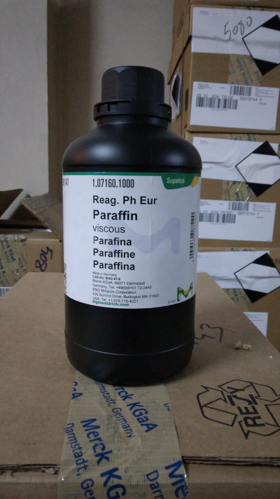 Paraffina liquida leggera GLR Ph.Eur. 5L, Comprare Paraffina liquida  leggera GLR Ph.Eur. 5L, CAS 8042-47-5